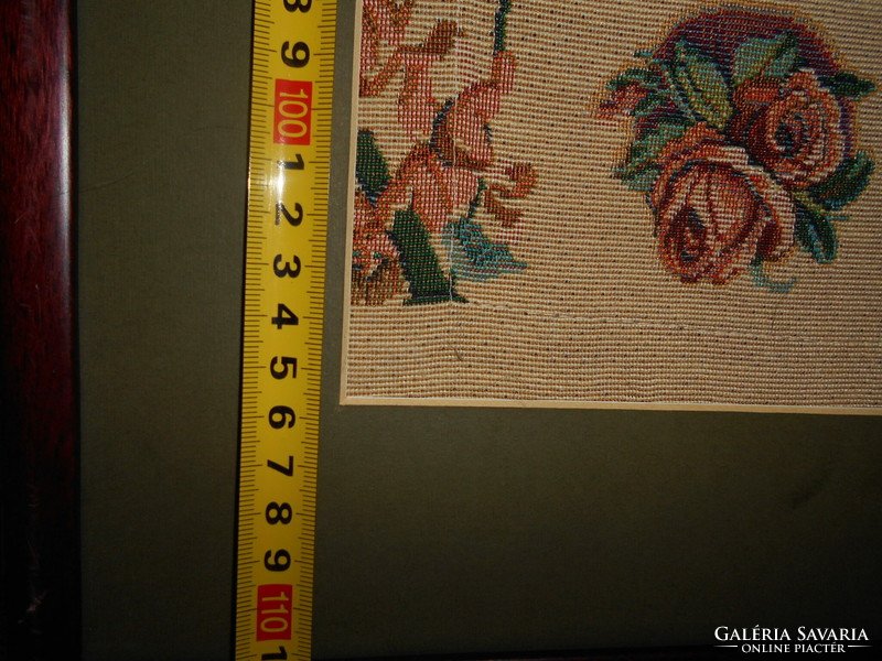 Kínai faragott  láda- 30 cm X 18,5 cm  magasság 18 cm
