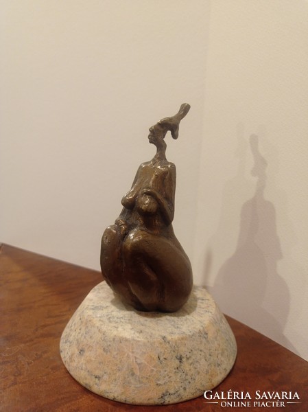 Schilhabel jennifer - pear woman (bronze and granite)