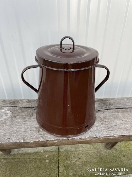 5 Liter enameled brown fat bucket with enameled village peasant decoration