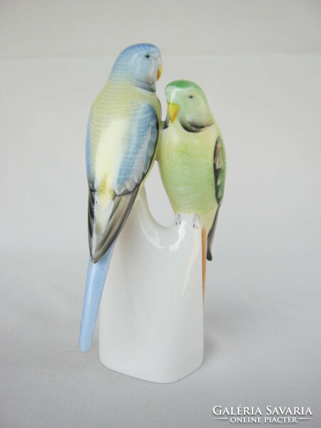 Hollóházi porcelán színes papagáj pár