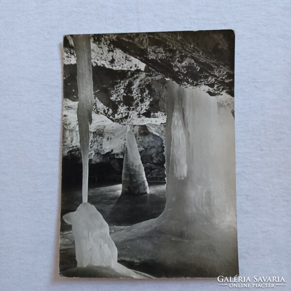 The stalactite cave in Dobsina: picture postcard from Slovakia from the 1950s/60s