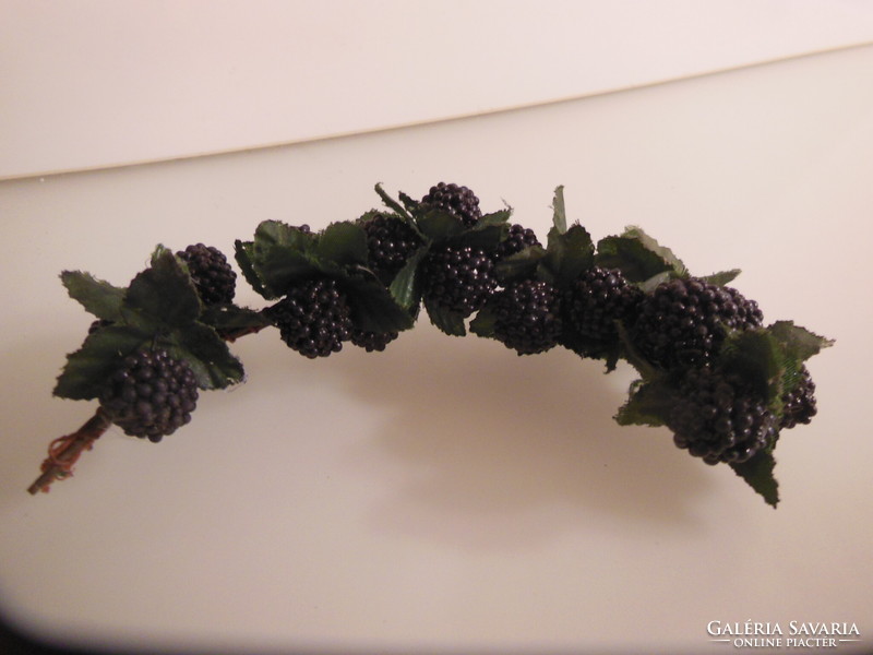 Fruit - blackberry - 15 x 6 x 3 cm - true to life - flawless