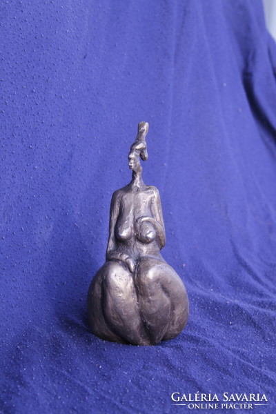 Schilhabel jennifer - pear woman (bronze and granite)
