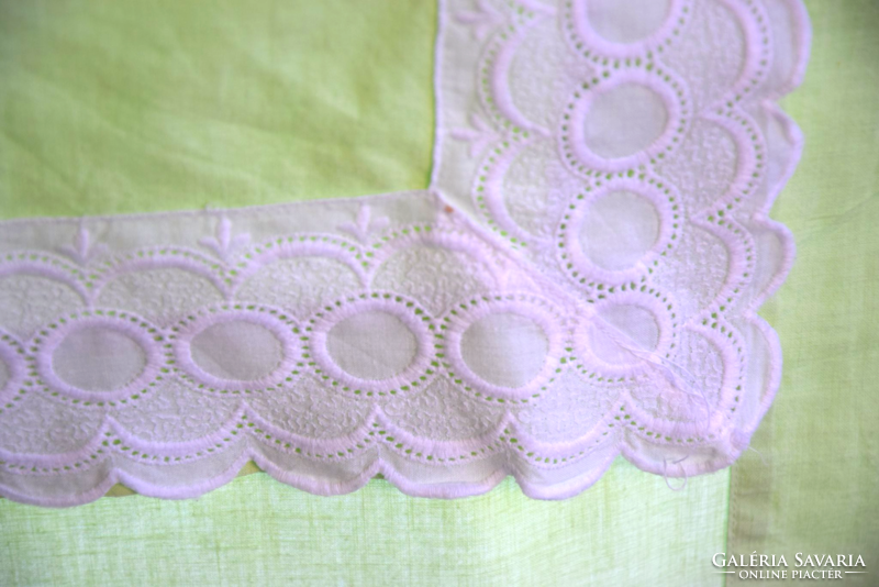 Pair of old apple green sheets with Madeira lace 240 x 145