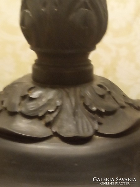 Gyönyörű működő faragott antik kolóniál lámpa eredeti ernyővel