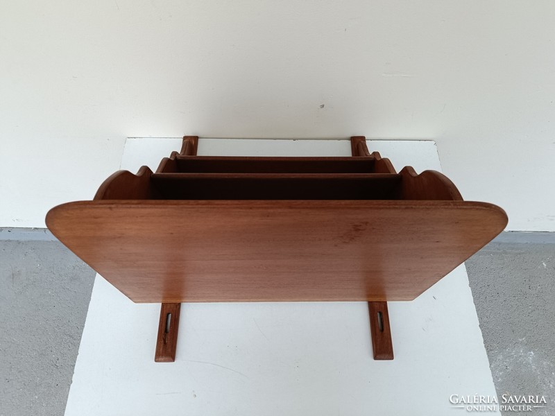 Used hardwood small wall shelf 578 8305