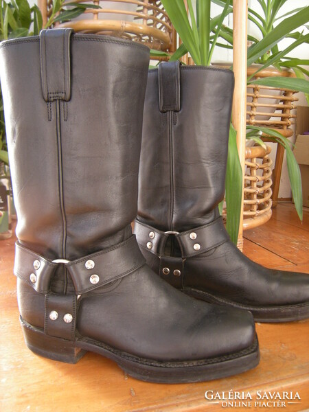 38 black leather Mexican leather boots