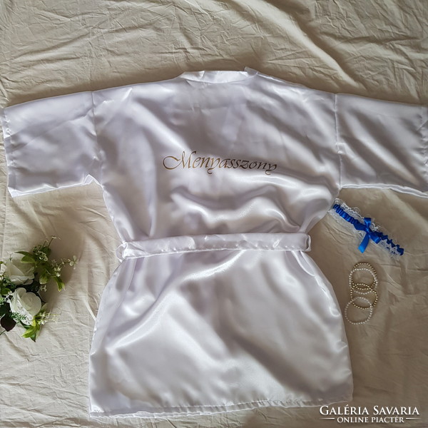 Snow white satin robe, robe in preparation - approx. L-shaped