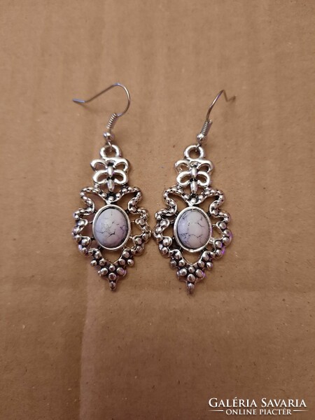 Medical metal, stainless steel, howlite stone earrings, negotiable