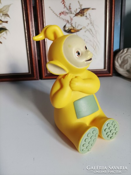 Teletubbies laa-laa figure