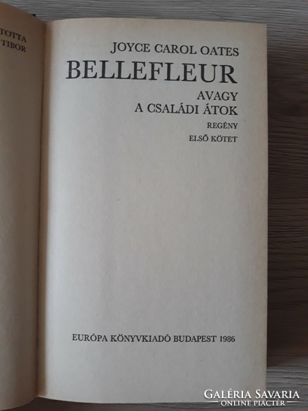 Joyce carol oates - bellefleur, or the family curse 1-2. Volume (novel)