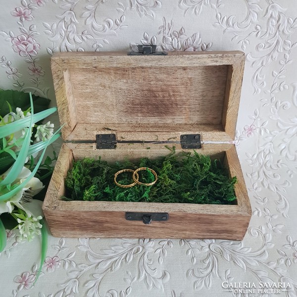 New, antique effect, flower pattern wedding ring holder box, wooden wall with moss