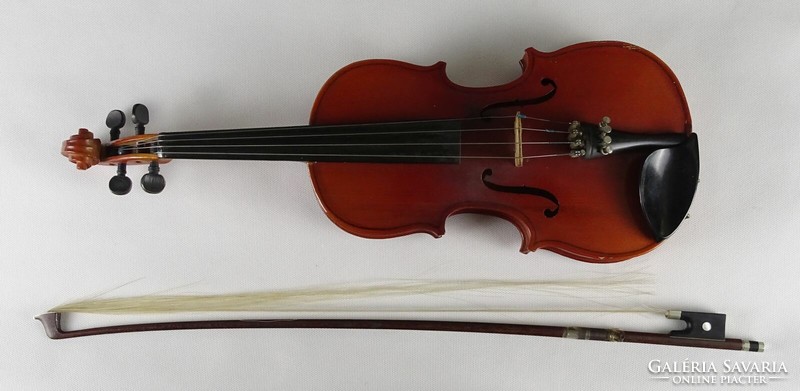 1P890 old Chinese student violin with case and strings