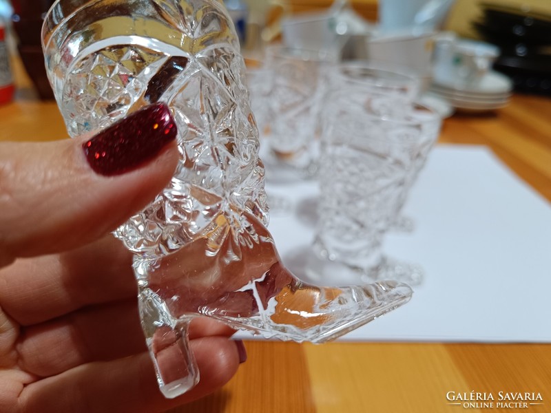 Üveg csiszolt csizma feles poharak