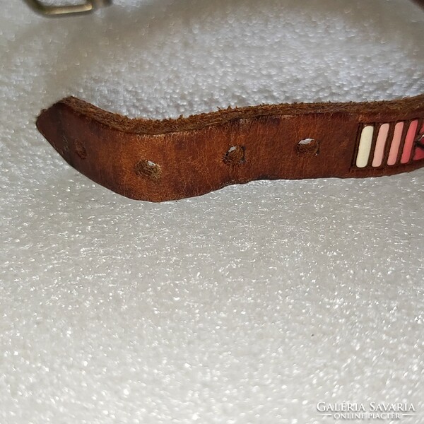 Adjustable leather motif bracelet