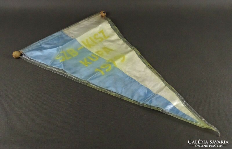 1Q020 szb - small cup 1979 blue white triangle team flag 33.5 X 55 cm