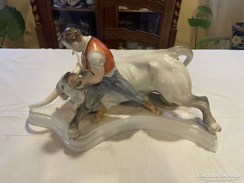 Herendi porcelán - Toldi a bikával - nagyméretű