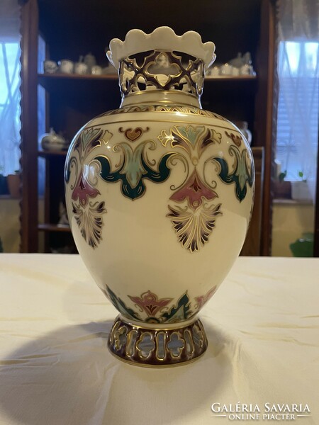 Zsolnay vase 1170/6971