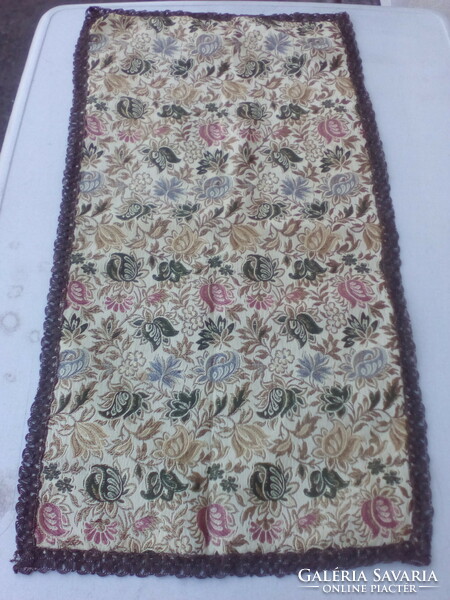 Brocade-type running with metal fiber lace 75x38 cm