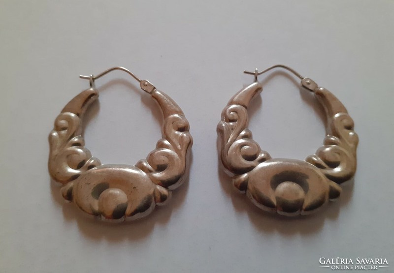 Very nice silver plated or silver earrings