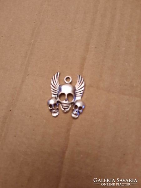 8 Half skull pendant, medical metal, negotiable