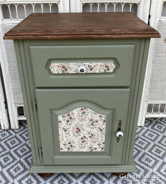 Large one-door chest of drawers or nightstand, 81 cm high