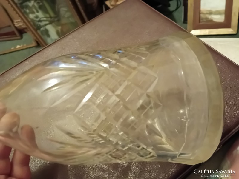 Lead crystal bottle