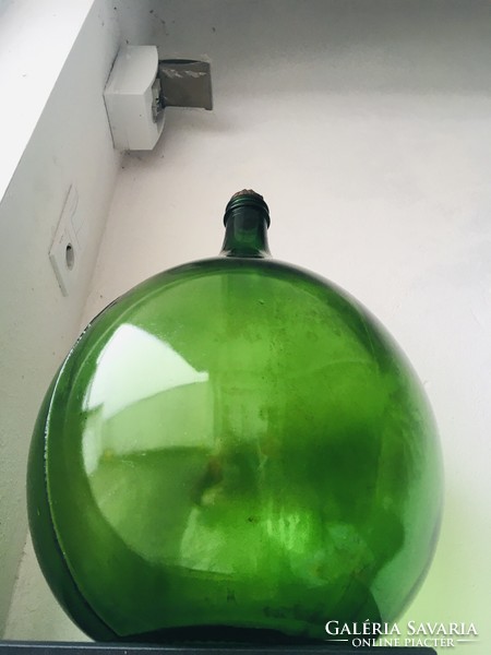 Régi hatalmas zöld üveg ballon- boros üveg palack több mint 50 cm