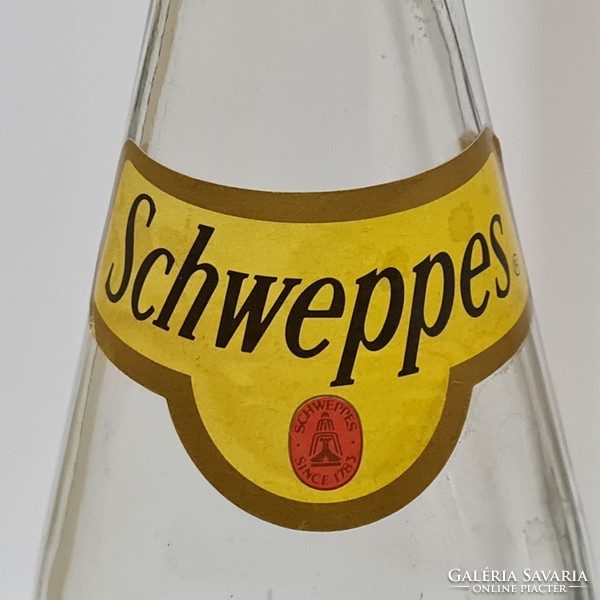 "Schweppes, Indian tonic water" címkés üdítősüveg (2883)