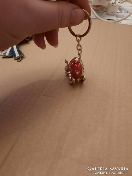 Red pumpkin carriage key ring, fire enamel, zirconia stones, negotiable