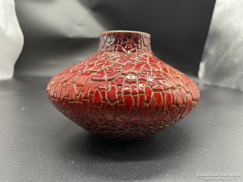 Zsolnay cracked shrink-glaze eosin ufo vase