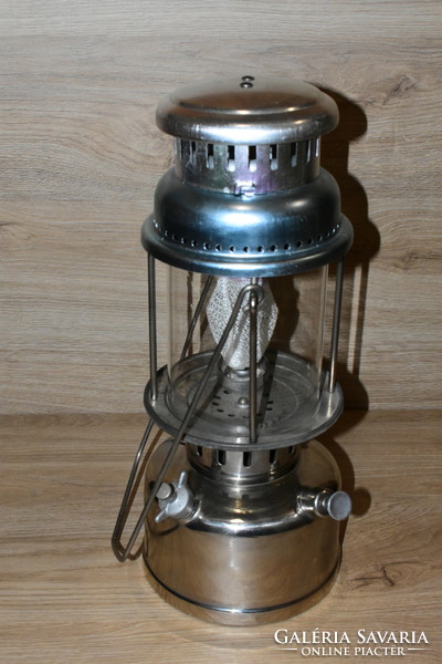 Gas lamp, kerosene lamp