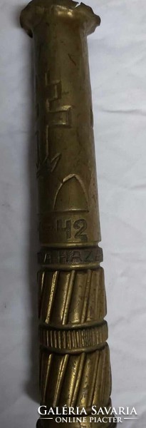 Hadifogoly munka, 30cm világháborús réz lövegváza