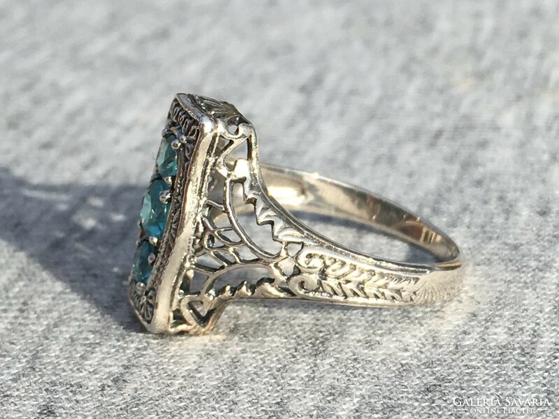 Női ezüst gyűrű akvamarin