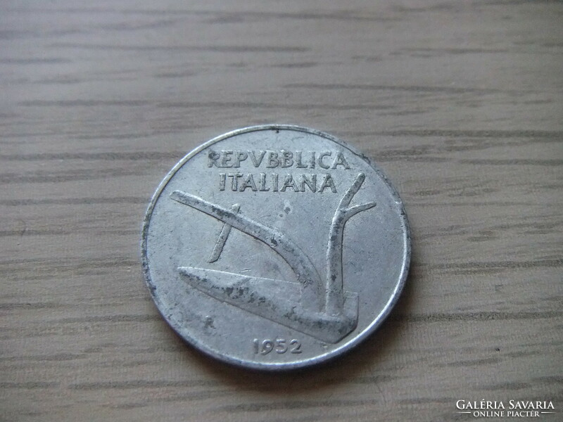 10  Centesimi  1952   Olaszország