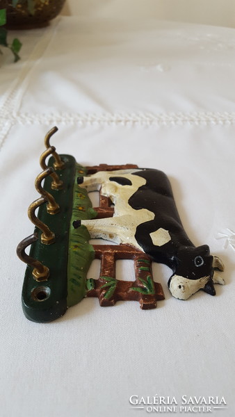 Vintage cast iron cow keychain with 5 hooks