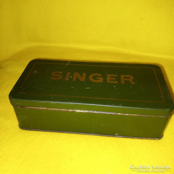 Régi,  " SINGER  " ,fém doboz, alkatrészes doboz, díszdoboz, tároló.