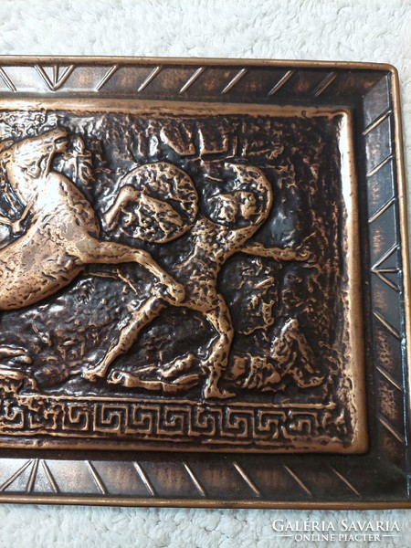 Réz görög harci jelenetes lovaskép