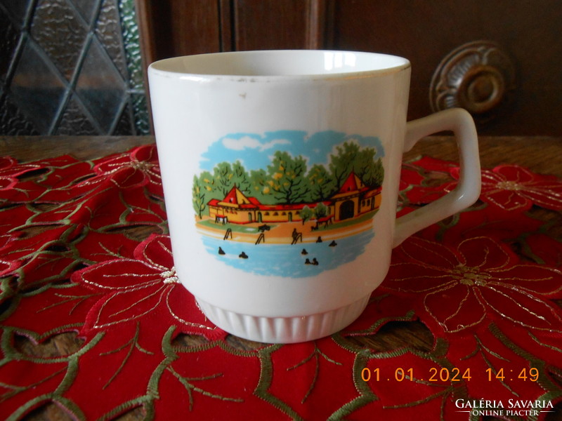 Zsolnay skirt mug