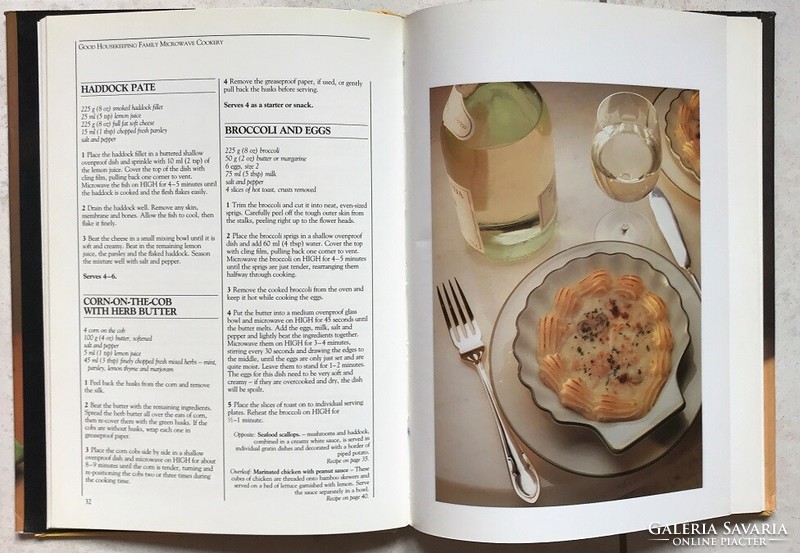 Family microwave cookery - cookbook in English