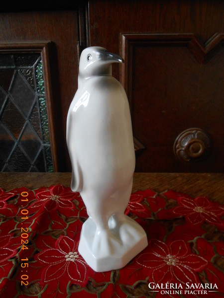 Raven house large penguin figure