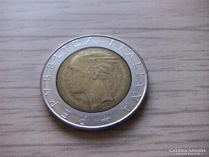 500 Lira 1986 Italy
