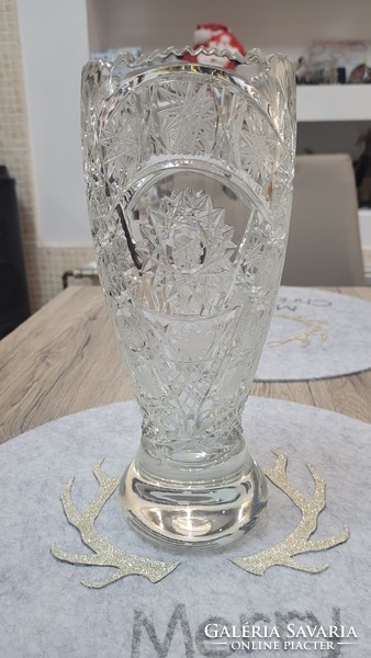 Lead crystal vase.