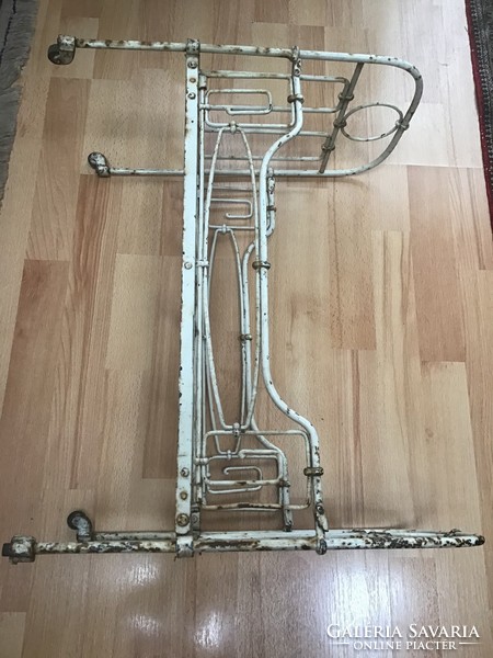 Antique art deco toy baby iron bed, foldable