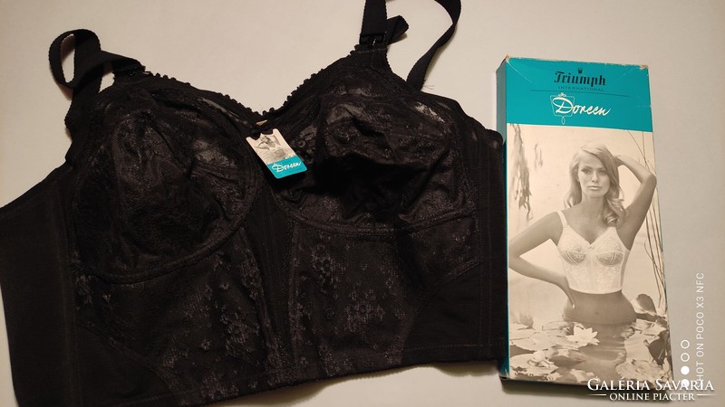 Vintage triumph dorin underwear bra size 95 c with new label in box