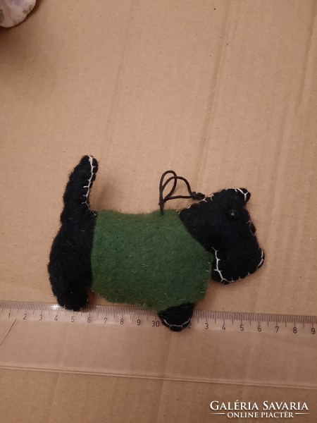 Plush toy, felt dog, Scottish terrier-like, can be hung, negotiable