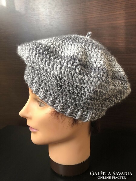 Gray beret cap with silver thread s/m