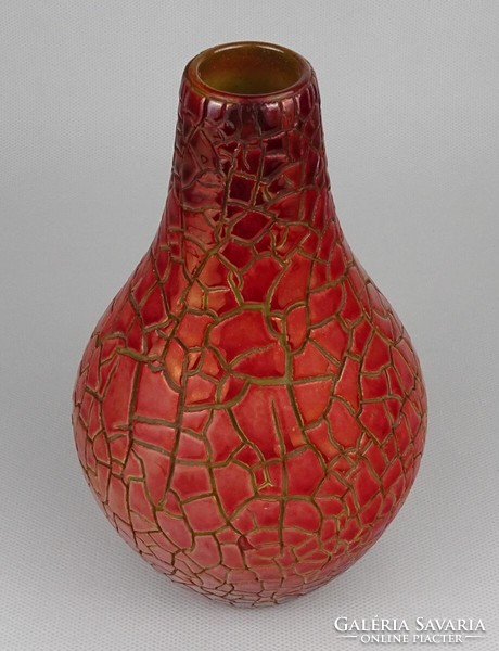 1P945 cracked Zsolnay oxblood vase 17.5 Cm