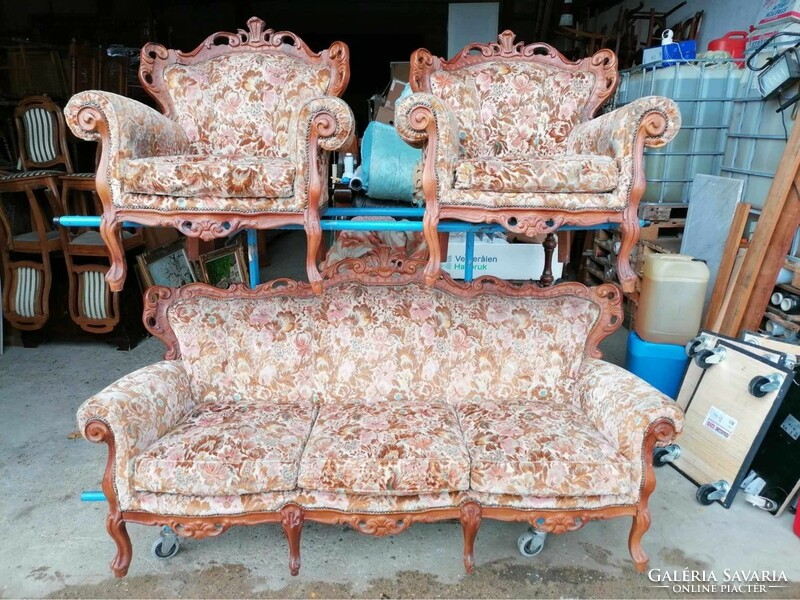 Baroque sofa set