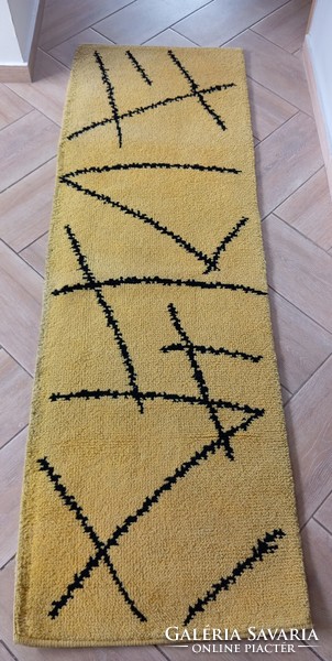 Retro magyar szőnyeg. Kàrpit, textil.